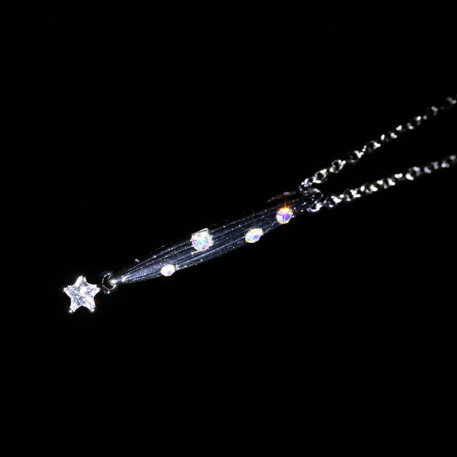 流れ星 Vixen アクセサリー 宙ジュエリー 流れ星 | ビクセン オンライン